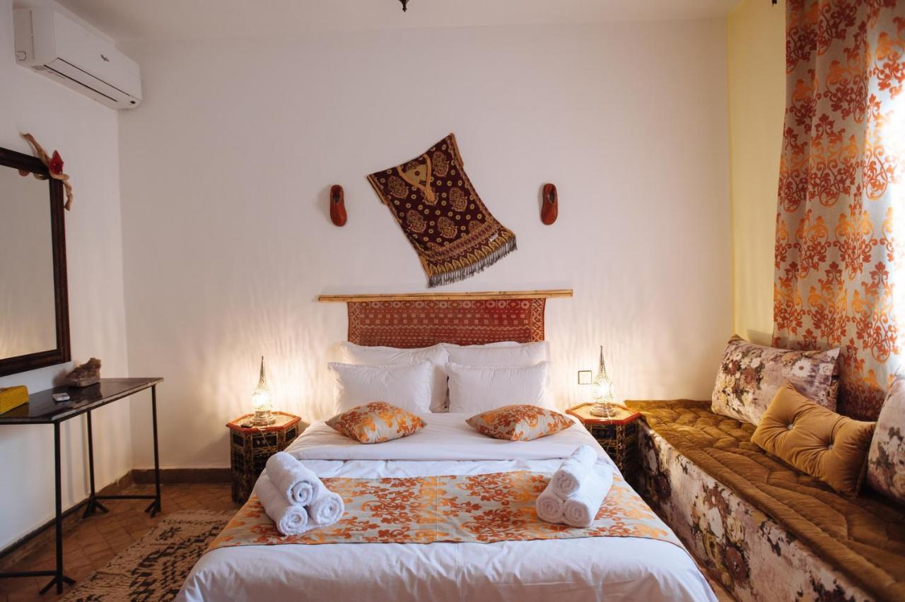 Kasbah Rayane Ait Ben Haddou Hotel ภายนอก รูปภาพ